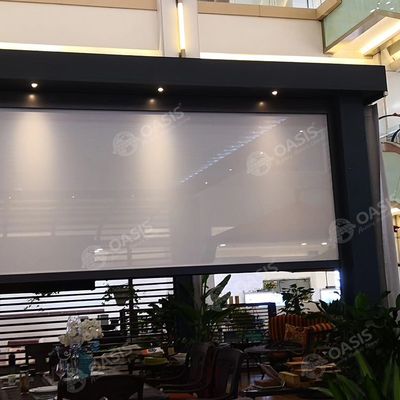 Phong cách hiện đại Motorized Ziptrak blinds cho Pergolas kéo ra và Louver Pergolas